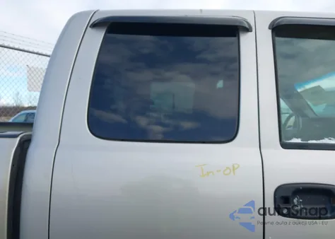 2004 Chevrolet Silverado 1500 Z71 z USA, uszkodzony, nr VIN 2GCEK19T241291016